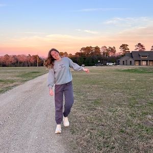 Meet your Posher, Galina